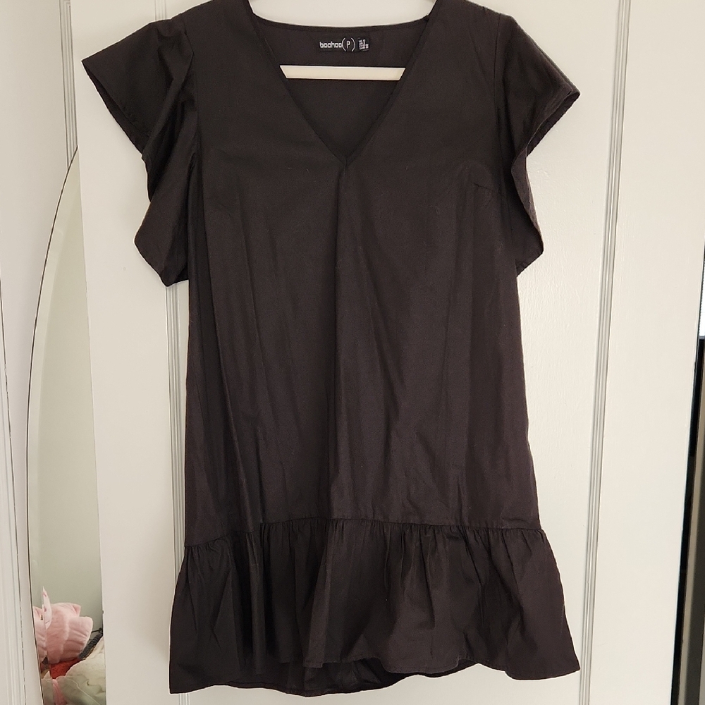 Knox Rose Black V-Neck Ruffle Blouse